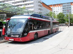 Metrostyle 325 Technisch betrachtet sind diese Busse ebenfalls Solaris Trollino 18 III. From the technical point of view these trolleybuses are Solaris Trollino 18 III.
