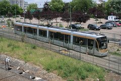 3011 Bei den T3000 handelt es sich um 5-teilige, 31,85 m lange Straßenbahnen. The type T3000 trams are 5-section trams with a length of 31.85 m.