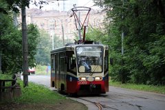 8637_36 Von den KTM-19K wurden in den Jahren 2000 bis 2004 127 Stück geliefert. Between 2000 and 2004 some 127 trams of type KTM-19K were delivered.