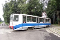 8637_55 Da nach der Wende Fahrzeuge von CKD Tatra nicht mehr erschwinglich waren setzte man auf diese Konstruktion aus Ust-Kataw. As trams from Czechoslovakia resp. the...
