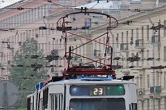 8559_67 Für St. Petersburg wurden insgesamt 473 dieser Straßenbahnen gebaut. St. Petersburg got some 473 trams of this type.