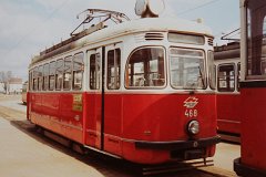 8772_24 Die ersten 37 Stück waren wie die Type T2 und auf den Laufgestellen alter L2 aufgebaut. The first 37 trams (451-487) were built up on old undercarriages from L2...