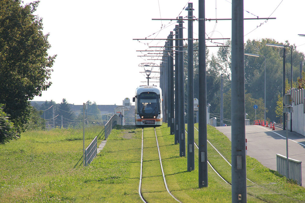 neue Strecke der Linie 3 - new line 3 tracks - Leonding