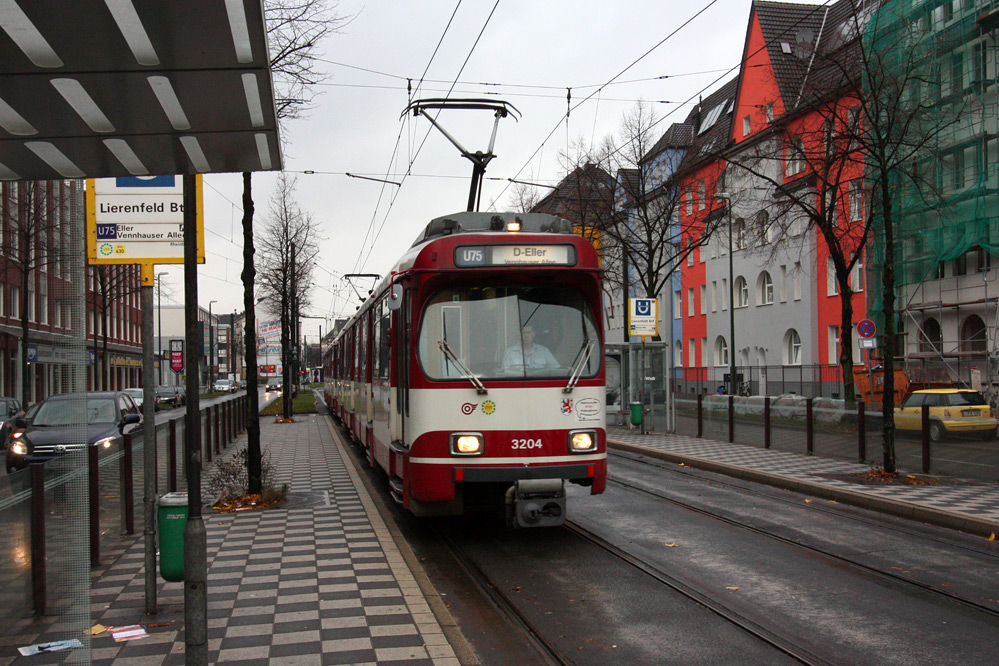 Dusseldorf articulated tram GT8SU Gelenkstrassenbahn Stadtbahn