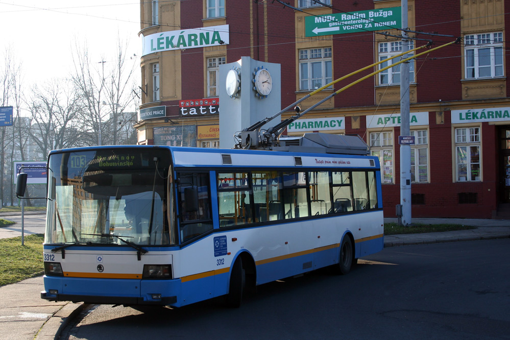 Trolejbus Skoda 21Tr Obus Trolley