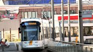 Flexity Outlook2 7318 Ende 2016 sind insgesamt 38 Flexity Outlook2 in Antwerpen in Betrieb. At the endof 2016 some 38 Flexity Outlook2 are in service in Antwerp.