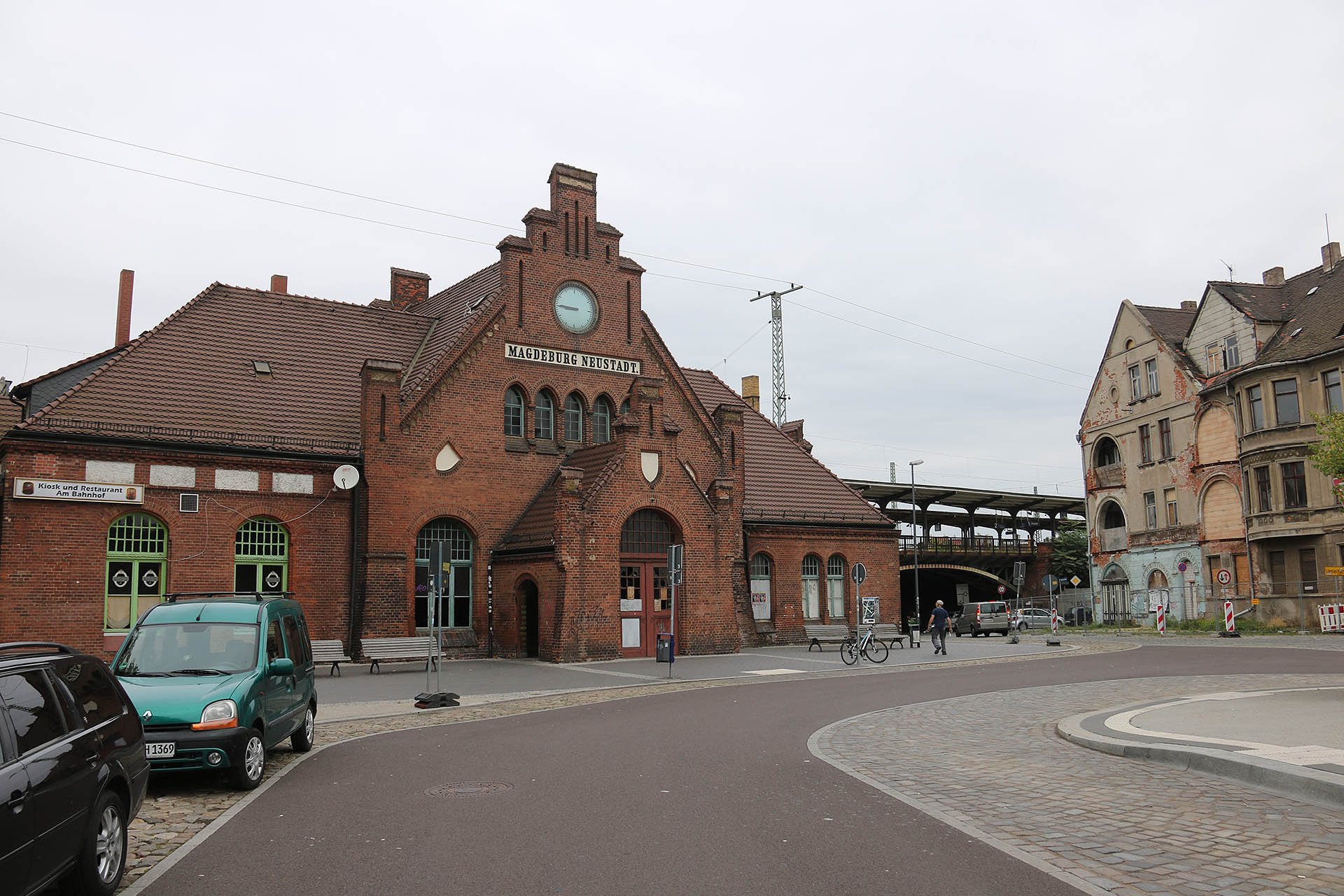 Magdeburg Neustadt Bahnhof Magdeburg Neustadt, gebaut 1901. Railway station Magdeburg Neustadt built in 1901.
