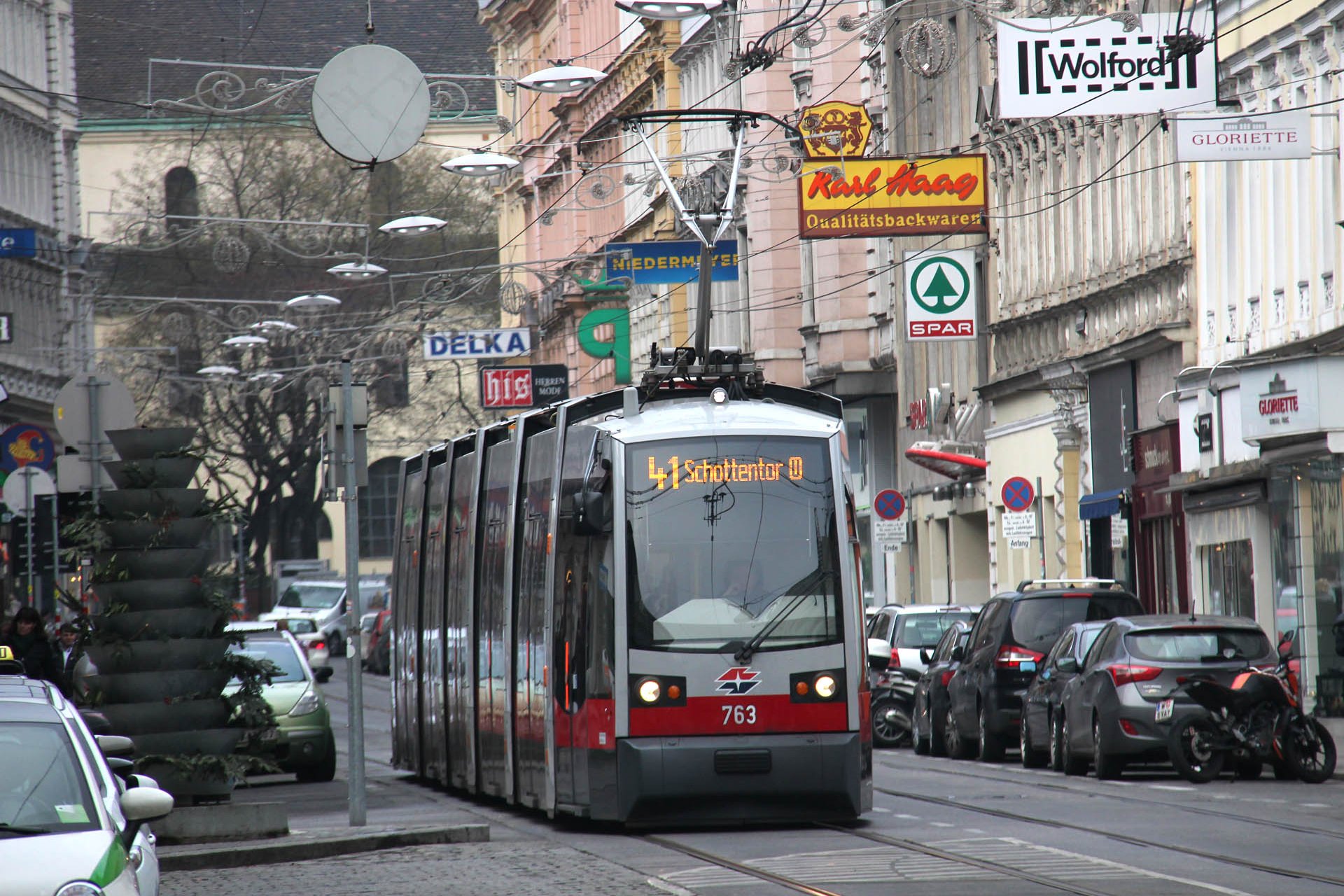 B1 763 Währinger Straße
