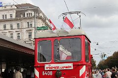 GP 6408 Angeführt wurde die Parade auf der Ringstraße von diesem GP. This type GP tram led the parade at Vienna's Ringstrasse.