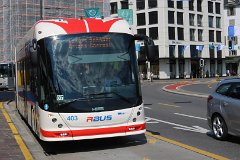 lighTram4 403 2016 folgten weitere 9 O-Busse mit den Nummern 401-409. In 2016 another 9 trolleys arrived with numbers 401-409.