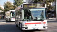 8676_10 Die Agoras sind in Lyon schon länger im Einsatz, hier noch ein Exemplar mit Renault Logo. Agora buses are in service for a longer time, here one with a Renault...