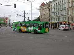 8155_14 Ein paar Busse trugen auch Werbung. Some of the trolleys had an ad c/s.