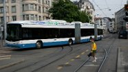 lighTram 3 Diese Busse sind 24,7 m lang. These buses are 24.7 m long.