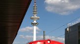 Hamburg S-Bahn 474 561 Sternschanze Eine modifizierte Version von 42 Stück hat dann Dachstromabnehmer bekommen. A modified version with a pantograph for 15 kV, 16.7 Hz is in service with 42...