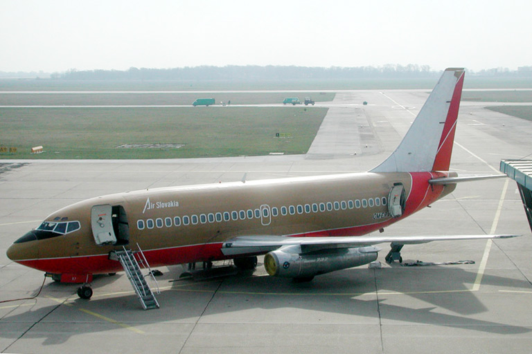 AirSlovakia B737-200