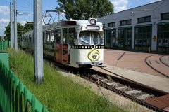 GT8 007 Dessau übernahm vier GT8 aus Duisburg, von denen 2014 noch zwei einsatzbereit sind. Dessau took over four GT8 trams, from which in 2014 two are still ready for...