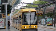 IMG_4533 In Dresden fahren 23 Garnituren dieses Typs. In Dresden are 23 trams of this type in service.