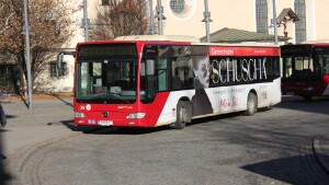 Klagenfurt 2013 Die Flotte besteht aus Mercedes Citaros und die Farben sind rot und beige. Meist handelt es sich um Mercedes Citaro...