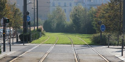 T3 Die Linie T3 14,6 km lang und nur 10 Halte - doch Anfang November 2012 leider nicht in Betrieb. Line T3 is 14.6 km long...