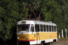 8640_86 Die meisten T3 waren in ihren weiß-orangenen Farben anzutreffen. Most of the T3 trams hava a white-orange colour scheme.