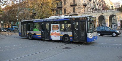 Citelis Die modernen Irisbus Citelis tragen die Hauptlast des Busverkehrs. The modern irisbus Citelis are the main power in...