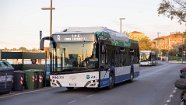 9127_235 ACTV hat 30 Busse des Typs Solaris Urbino 12 electric im Einsatz. ACTV has 30 Solaris Urbino 12 electric buses in operation.