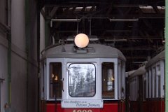 M 4033 Einige Jahre lang wurden mit solchen Fahrzeugen der Type M Oldtimer-Stadtrundfahrten durchgeführt. During some years with trams like this type M tram...