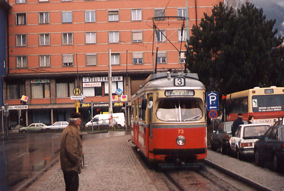 tram 73