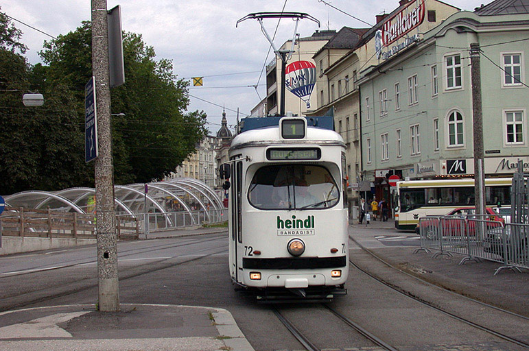 tram 72
