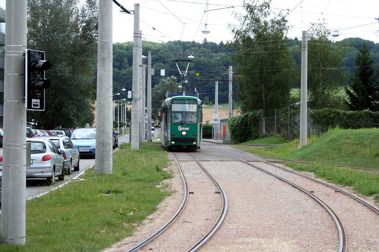 tram 73