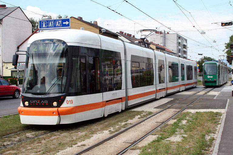 tram 019