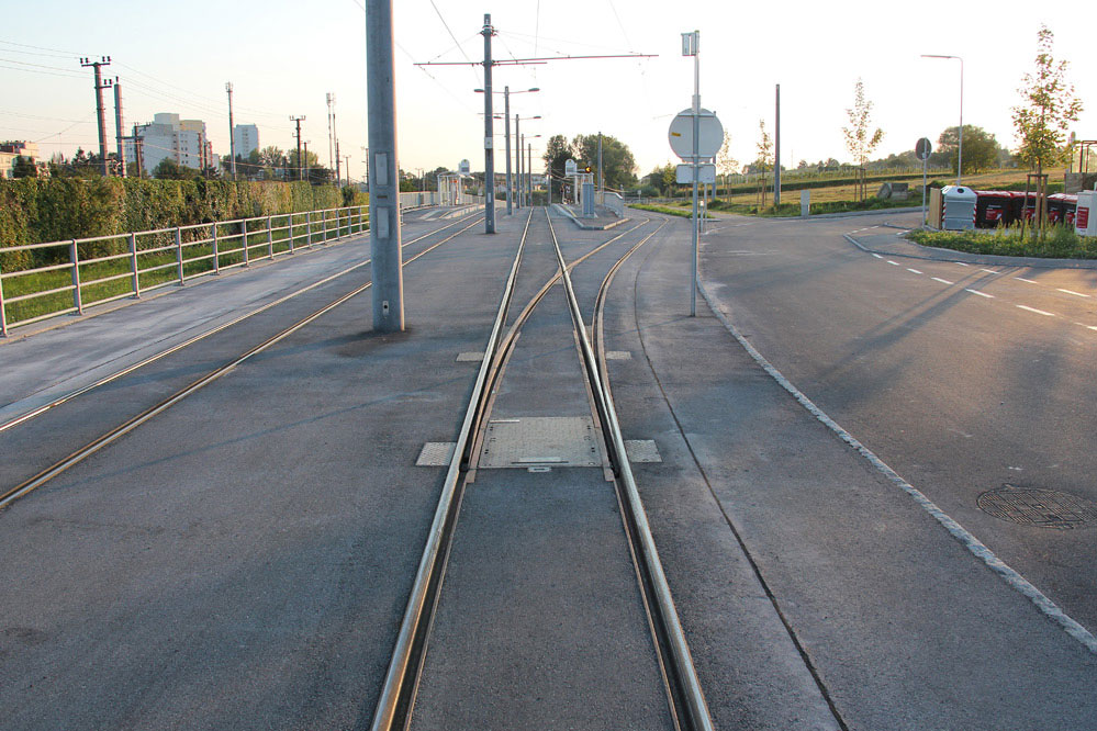 neue Strecke der Linie 3 - new line 3 tracks - Leonding