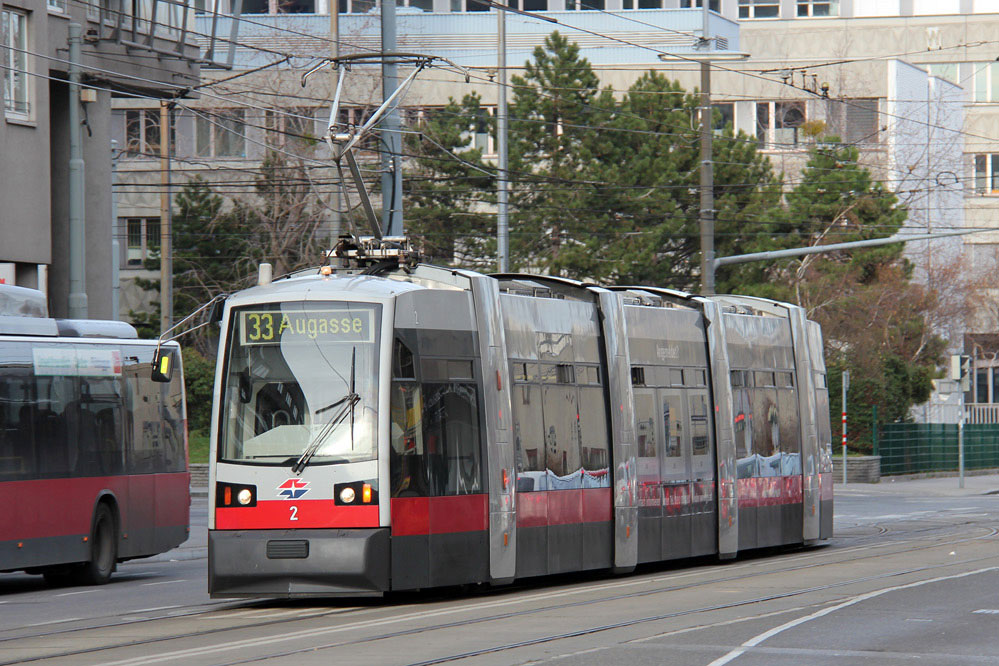 Ulf - Linie/line 33