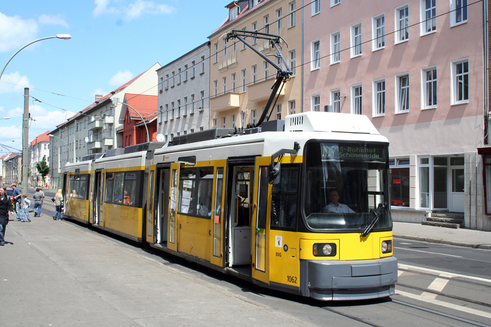 tram GT6N Berlin