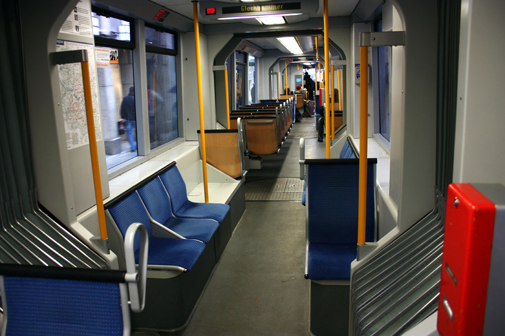 NF10 Strasssenbahn tram Düsseldorf Dusseldorf