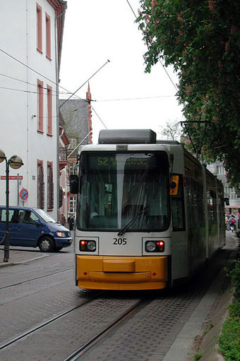 tram 205