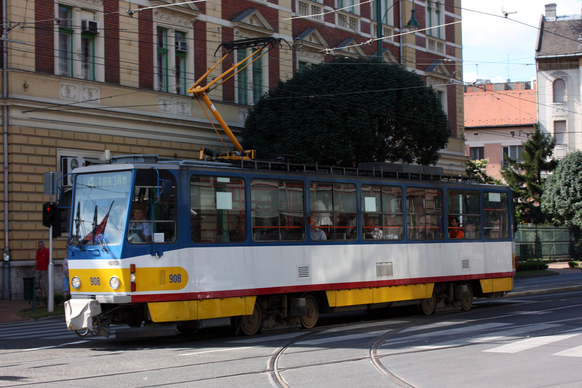 Szeged T6A2