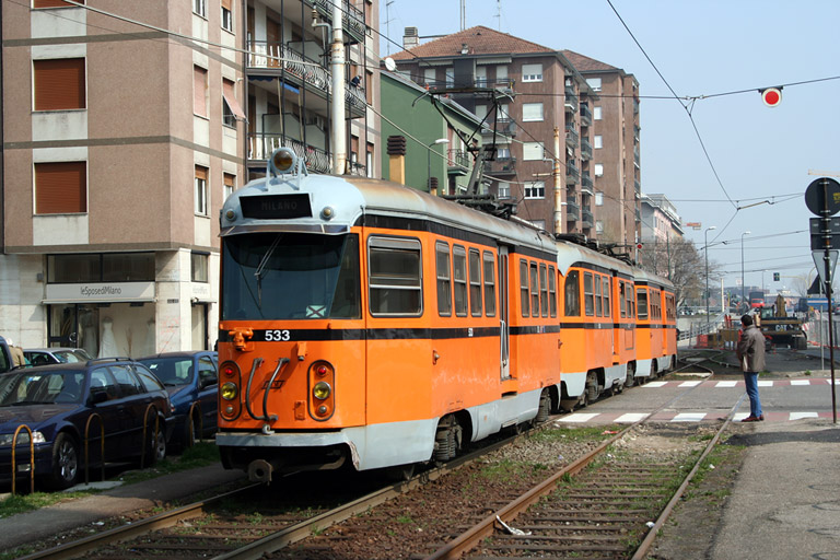 suburb tram