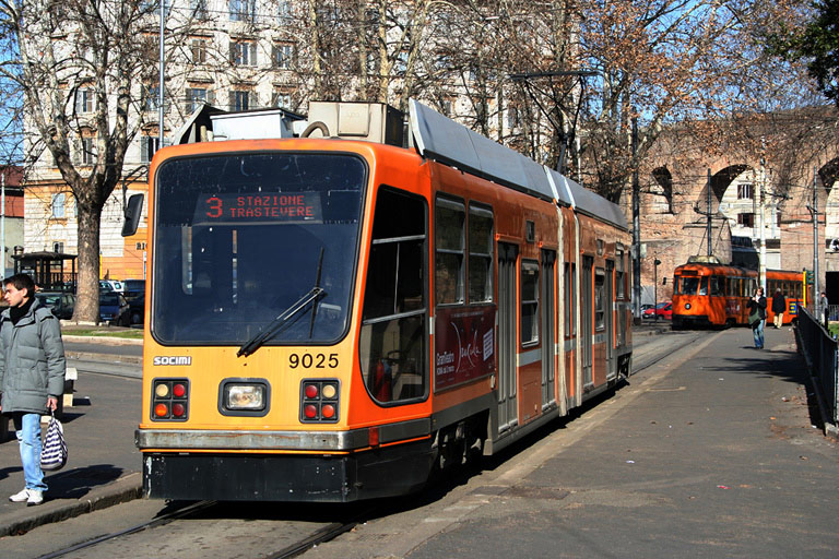 Socimi low floor tram