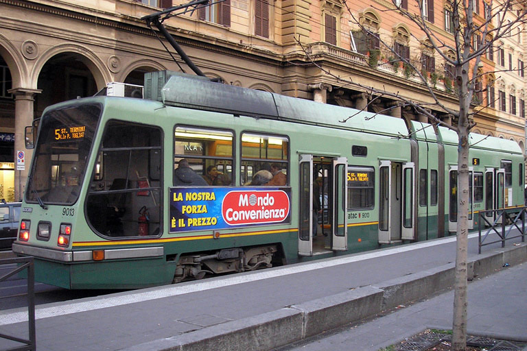 Socimi low floor tram