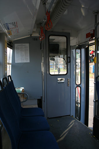 E1