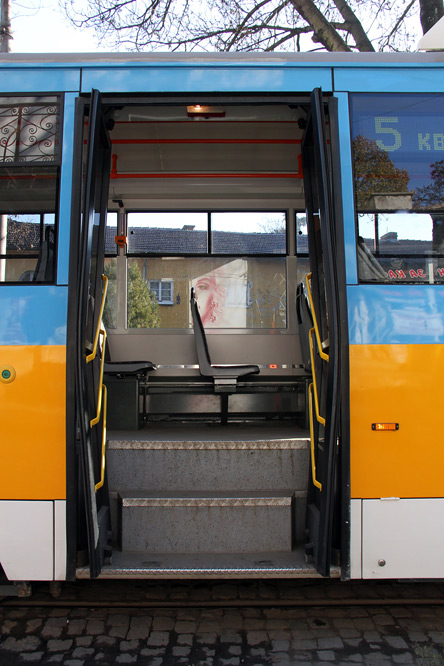 Sofia Straßenbahn tramway T8M-700IT