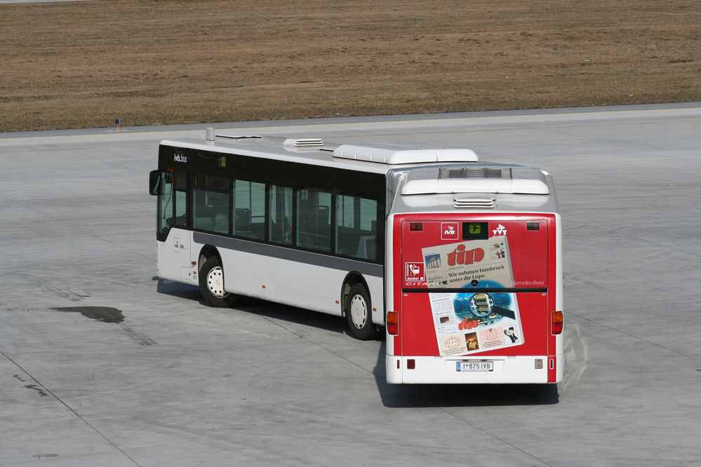 Flughafenbus airport bus