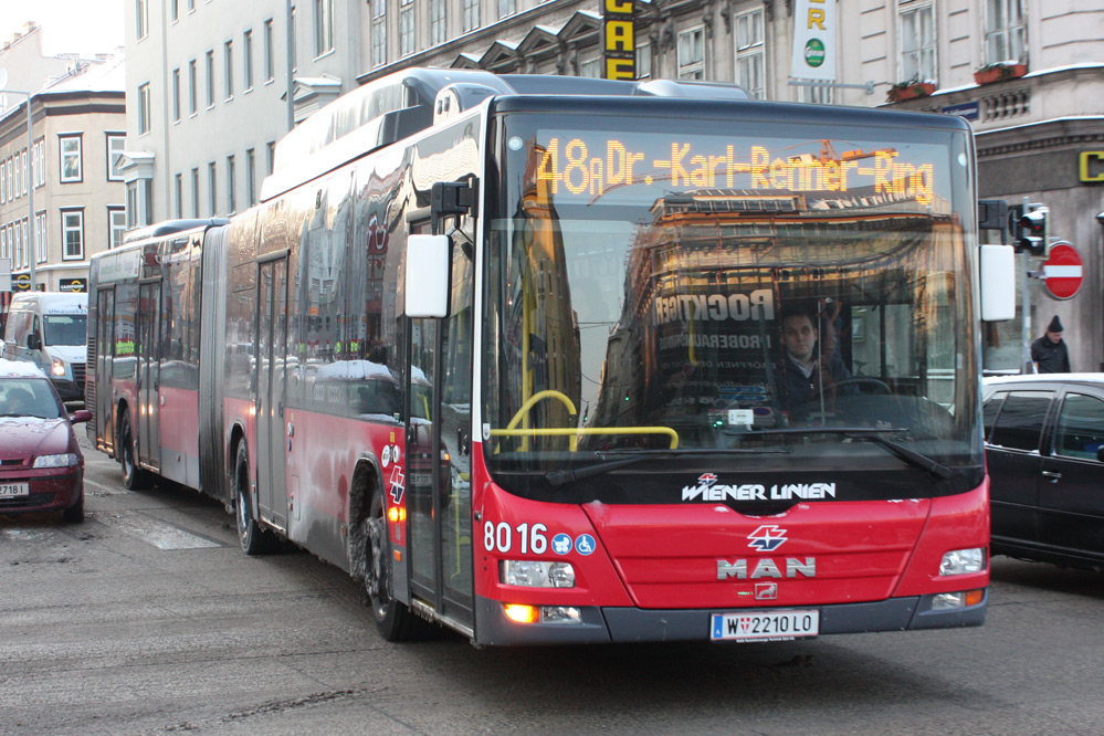 Gelenkbus NL273T4 articulated bus Wien Vienna Austria