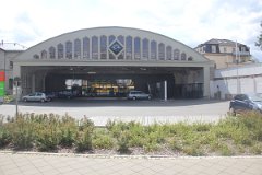 IMG_4982 Busbahnhof Blasewitz, in Betrieb von 1936-2007, numehr Markthalle Bus depot Blasewitz, in service 1936-2007, now a market hall.
