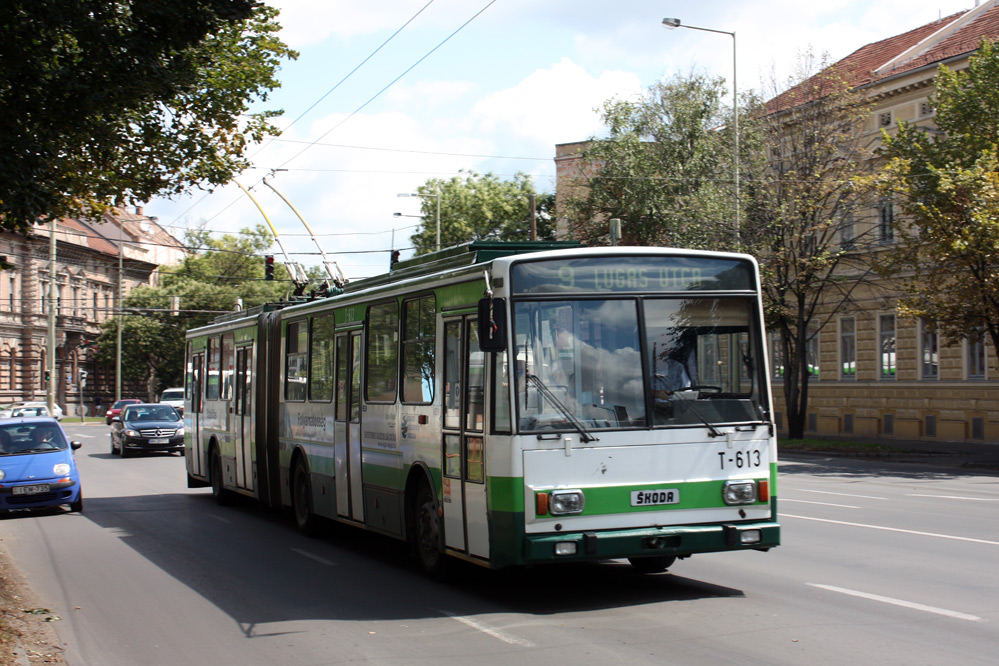 Skoda 15Tr trolley bus