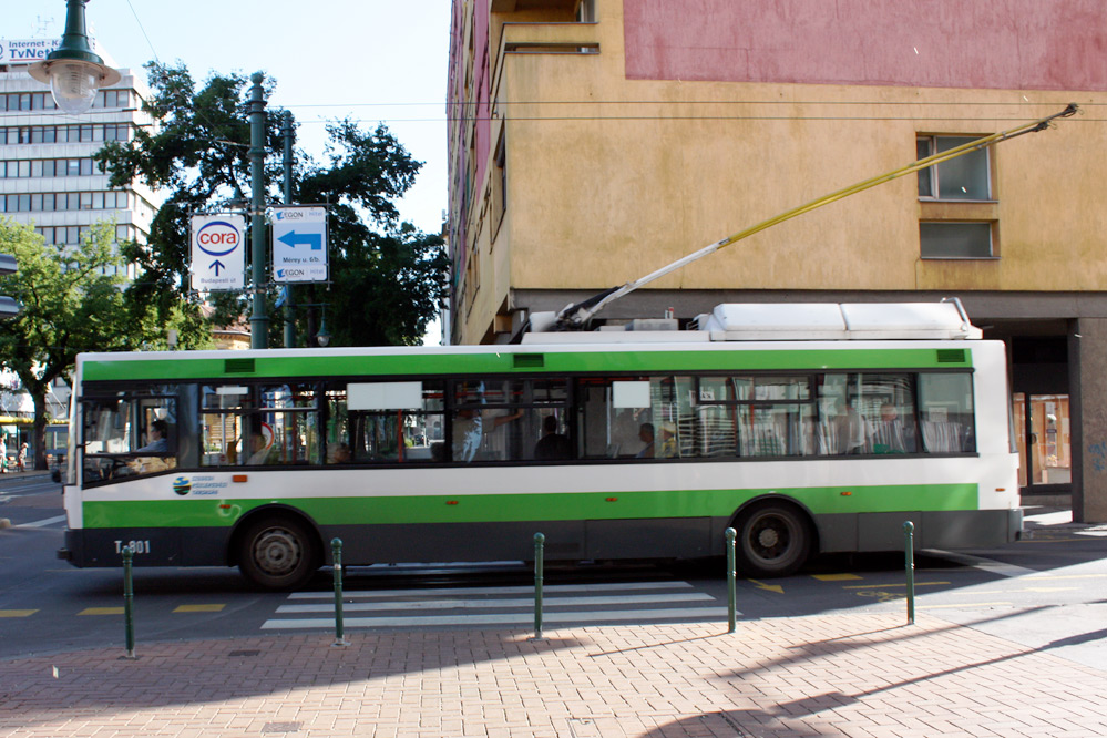 Skoda 21Tr low floor trolley bus