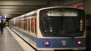 8851_60 die ab 1994 gebauten Matrixanzeigen. the trainsets built from 1994 onwards got matrix displays.