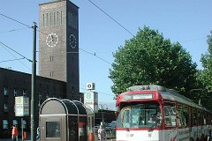 GT8SU 3201 Ein Bild aus dem Jahr 2001, vor dem Düsseldorfer Hauptbahnhof. A pic from 2001, in front of the main station.
