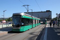 Variotram 212 Sie sind 24,4 m lang, fünfteilig und 2,4 m breit. These five-section trams are 24.4 m long and 2.4 m wide.